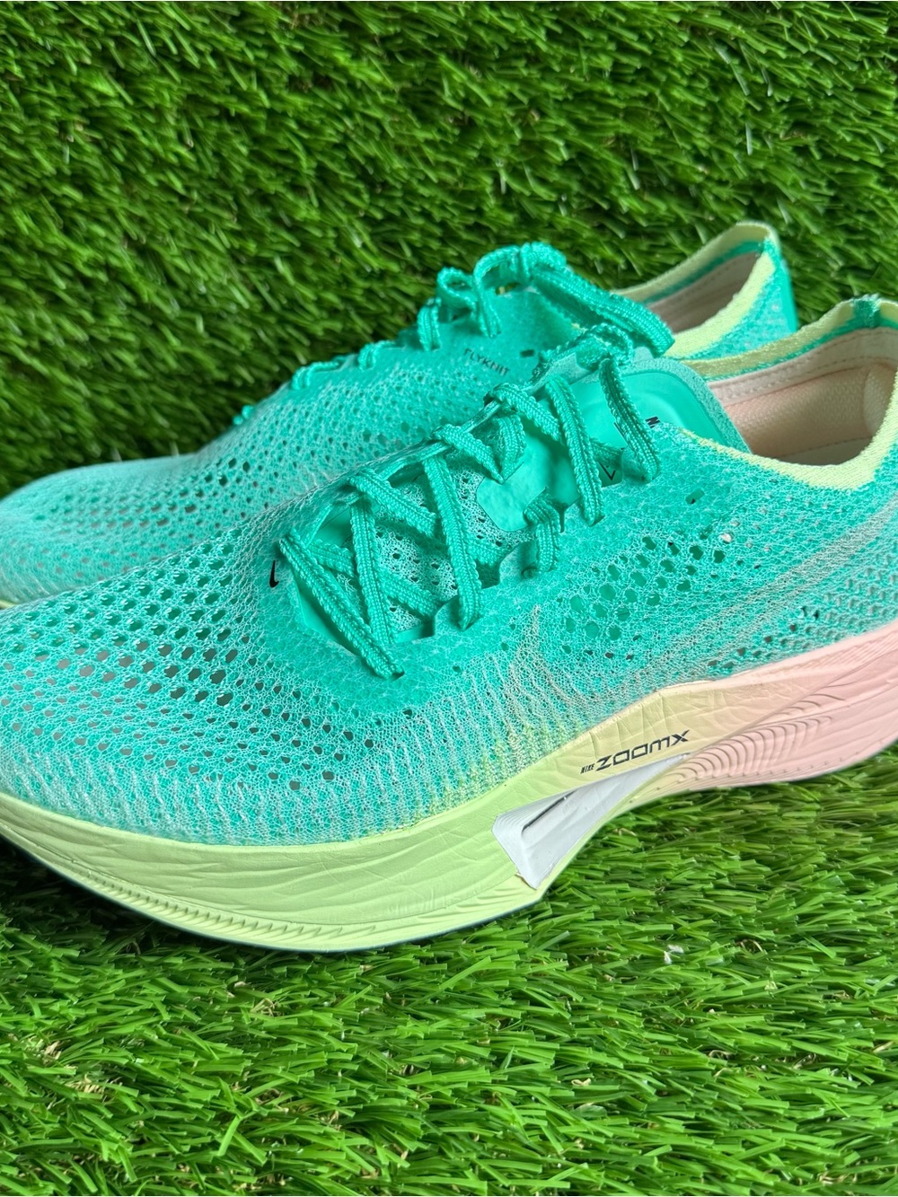 Nike Zoomx Vaporfly Next% 3 Flyknit Mint Foam-Sail Womens Sz 8.5 HQ3505-379